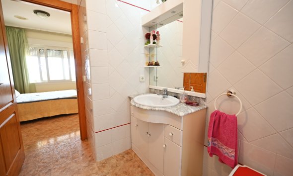 Resale - Apartment - Torrevieja - La Mata