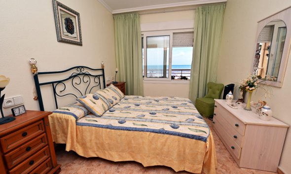 Resale - Apartment - Torrevieja - La Mata