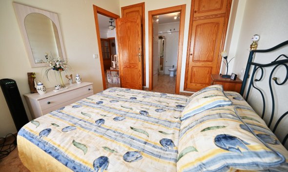 Resale - Apartment - Torrevieja - La Mata