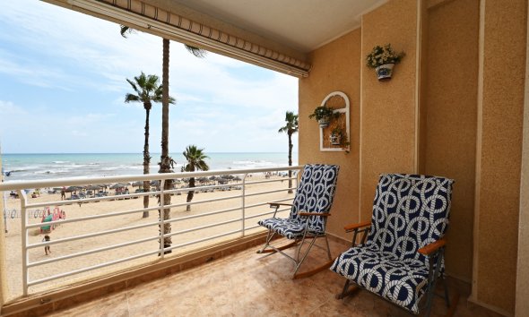 Resale - Apartment - Torrevieja - La Mata