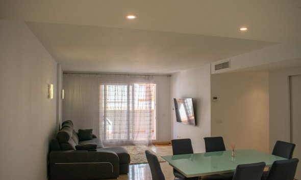 Resale - Apartment - Torrevieja - Punta Prima