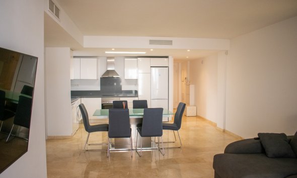 Resale - Apartment - Torrevieja - Punta Prima