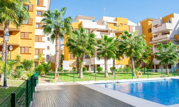 Resale - Apartment - Torrevieja - Punta Prima