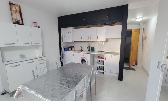 Resale - Apartment - Torrevieja - Playa del cura