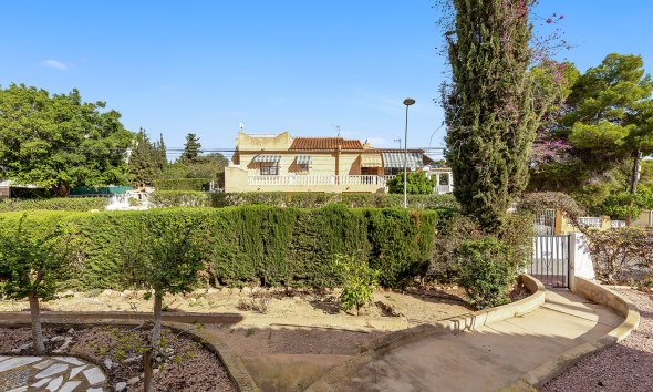 Resale - Villa - Los Balcones - Los Balcones - Los Altos del Edén