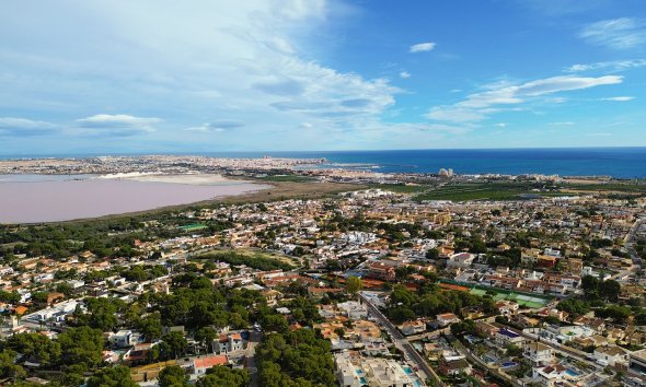 Resale - Villa - Los Balcones - Los Balcones - Los Altos del Edén