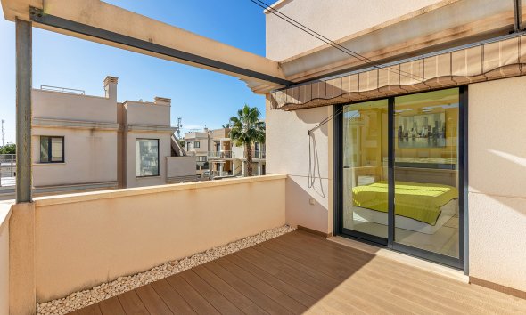 Resale - Villa - Orihuela Costa