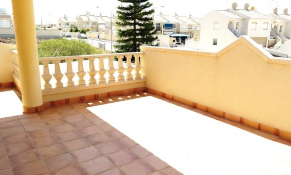 Resale - Villa - Torrevieja - Aguas Nuevas