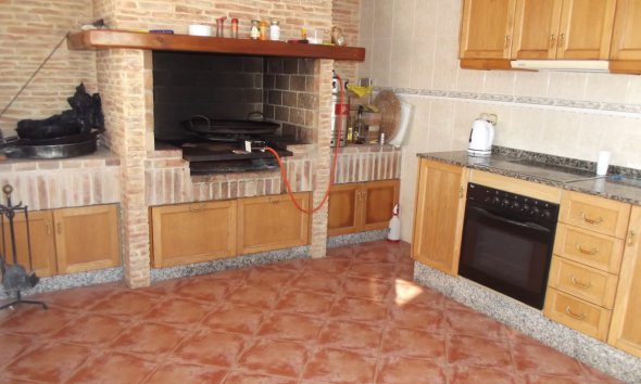 Resale - Villa - Torrevieja - El Chaparral