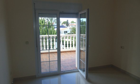 Resale - Villa - Orihuela Costa - Cabo Roig