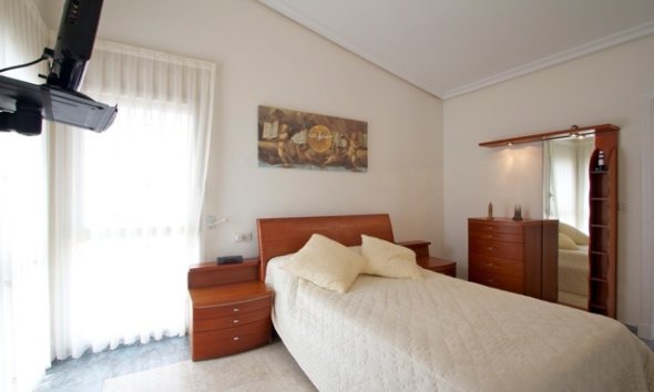 Resale - Villa - Torrevieja - Los Balcones