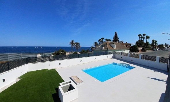 Resale - Villa - Torrevieja - Los Balcones