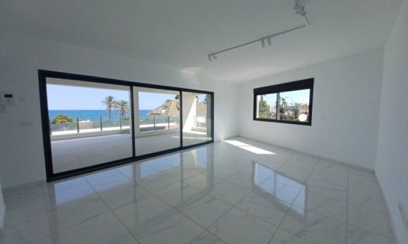 Resale - Villa - Torrevieja - Los Balcones