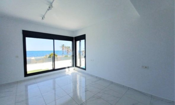 Resale - Villa - Torrevieja - Los Balcones