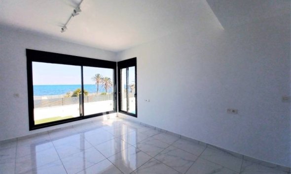 Resale - Villa - Torrevieja - Los Balcones