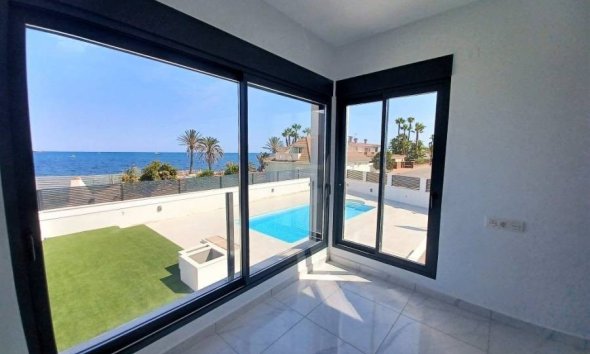 Resale - Villa - Torrevieja - Los Balcones