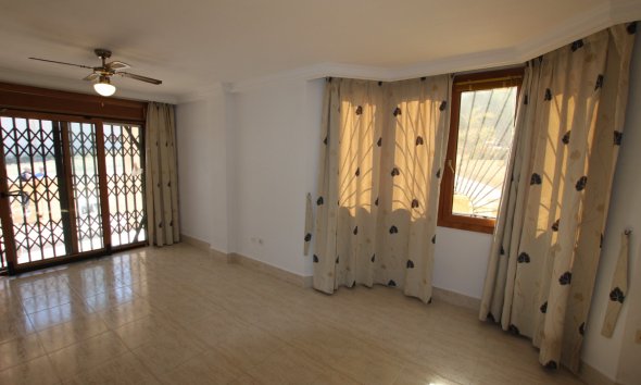 Resale - Apartment - Guardamar del Segura - El Moncayo