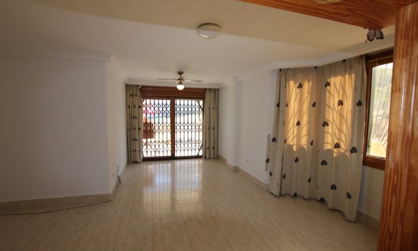 Resale - Apartment - Guardamar del Segura - El Moncayo