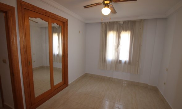 Resale - Apartment - Guardamar del Segura - El Moncayo