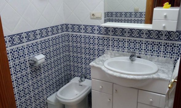 Resale - Apartment - Guardamar del Segura - El Moncayo