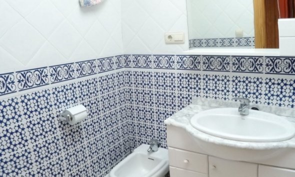 Resale - Apartment - Guardamar del Segura - El Moncayo