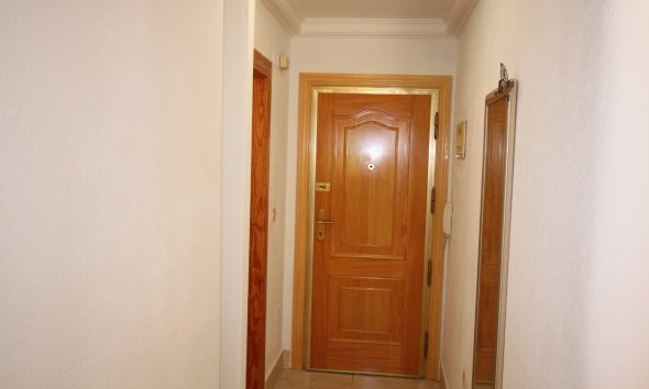 Resale - Apartment - Guardamar del Segura - El Moncayo