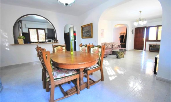 Resale - Villa - Orihuela Costa - Villamartín