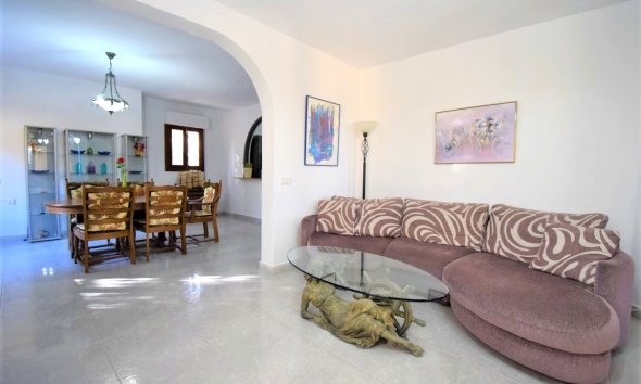 Resale - Villa - Orihuela Costa - Villamartín