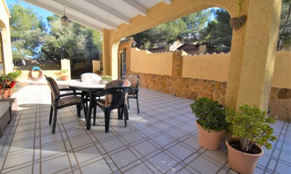 Resale - Villa - Orihuela Costa - Villamartín