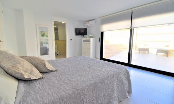 Resale - Villa - Orihuela Costa - Villamartín