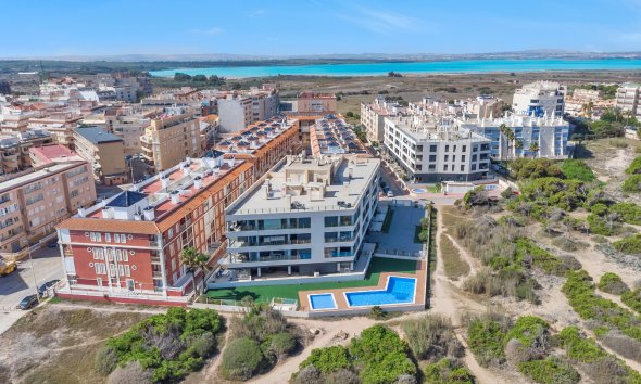 Resale - Apartment - La Mata