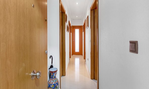 Resale - Apartment - Torrevieja - La Mata