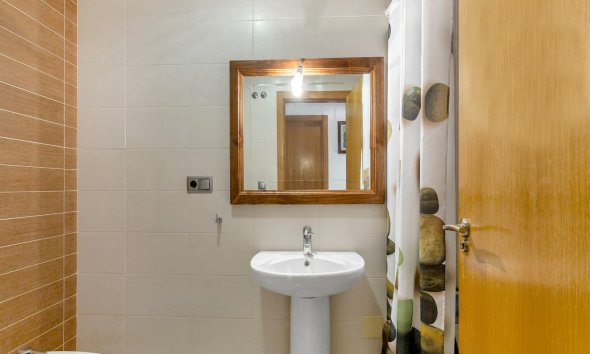 Resale - Apartment - Torrevieja - La Mata