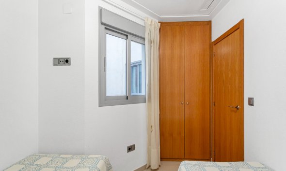 Resale - Apartment - Torrevieja - La Mata