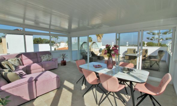 Resale - Villa - Villamartin - Villamartín