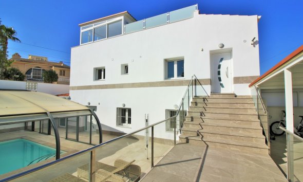 Resale - Villa - Villamartin - Villamartín