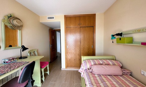 Resale - Apartment - Torrevieja - Playa Los Locos