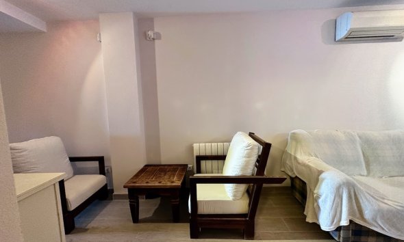 Resale - Apartment - Torrevieja - Playa Los Locos