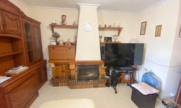 Resale - Villa - Torrevieja - El Chaparral