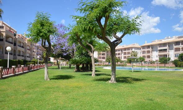 Resale - Apartment - Orihuela Costa - Playa Flamenca