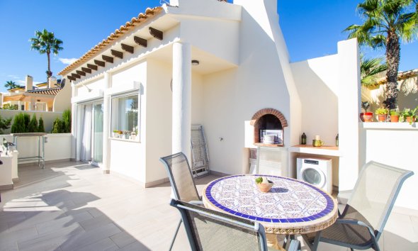 Resale - Villa - Orihuela Costa - Las Ramblas