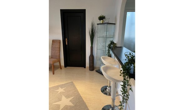 Resale - Apartment - Punta Prima