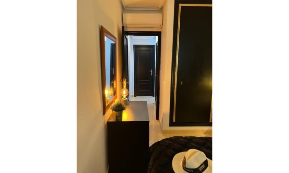 Resale - Apartment - Punta Prima