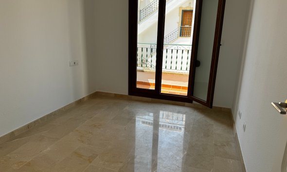 Resale - Town House - Orihuela Costa - Villamartín