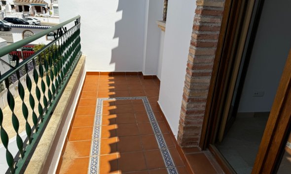 Resale - Town House - Orihuela Costa - Villamartín