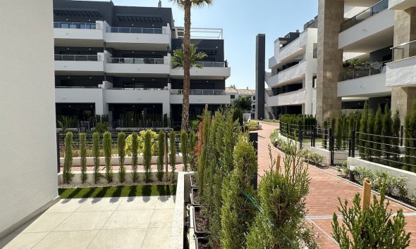 Resale - Apartment - Orihuela Costa - Playa Flamenca