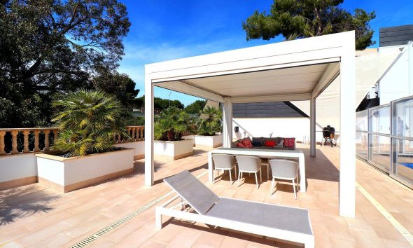 Resale - Villa - Orihuela Costa - Campoamor