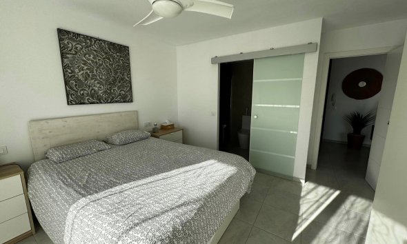 Resale - Apartment - Torrevieja - Punta Prima