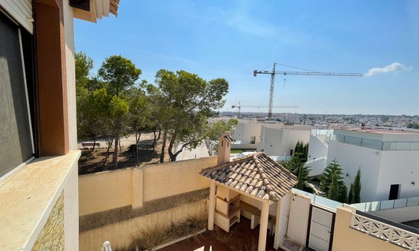 Resale - Villa - Orihuela Costa - Villamartín