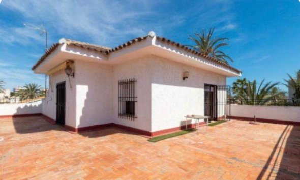 Resale - Villa - Orihuela Costa - Cabo Roig